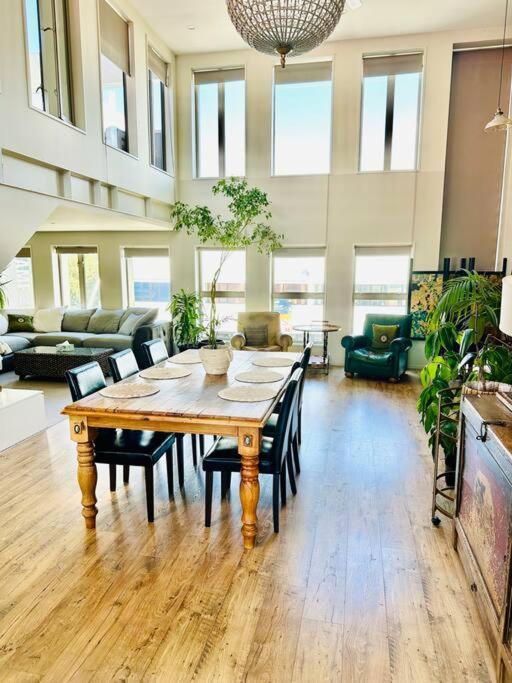 כרייסטצ'רץ' Stunning New York Loft Gallery מראה חיצוני תמונה